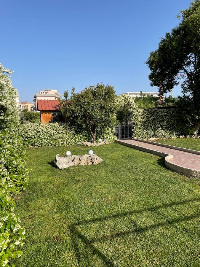 Villa Ardigo - Camera O Appartamento Bari Zewnętrze zdjęcie